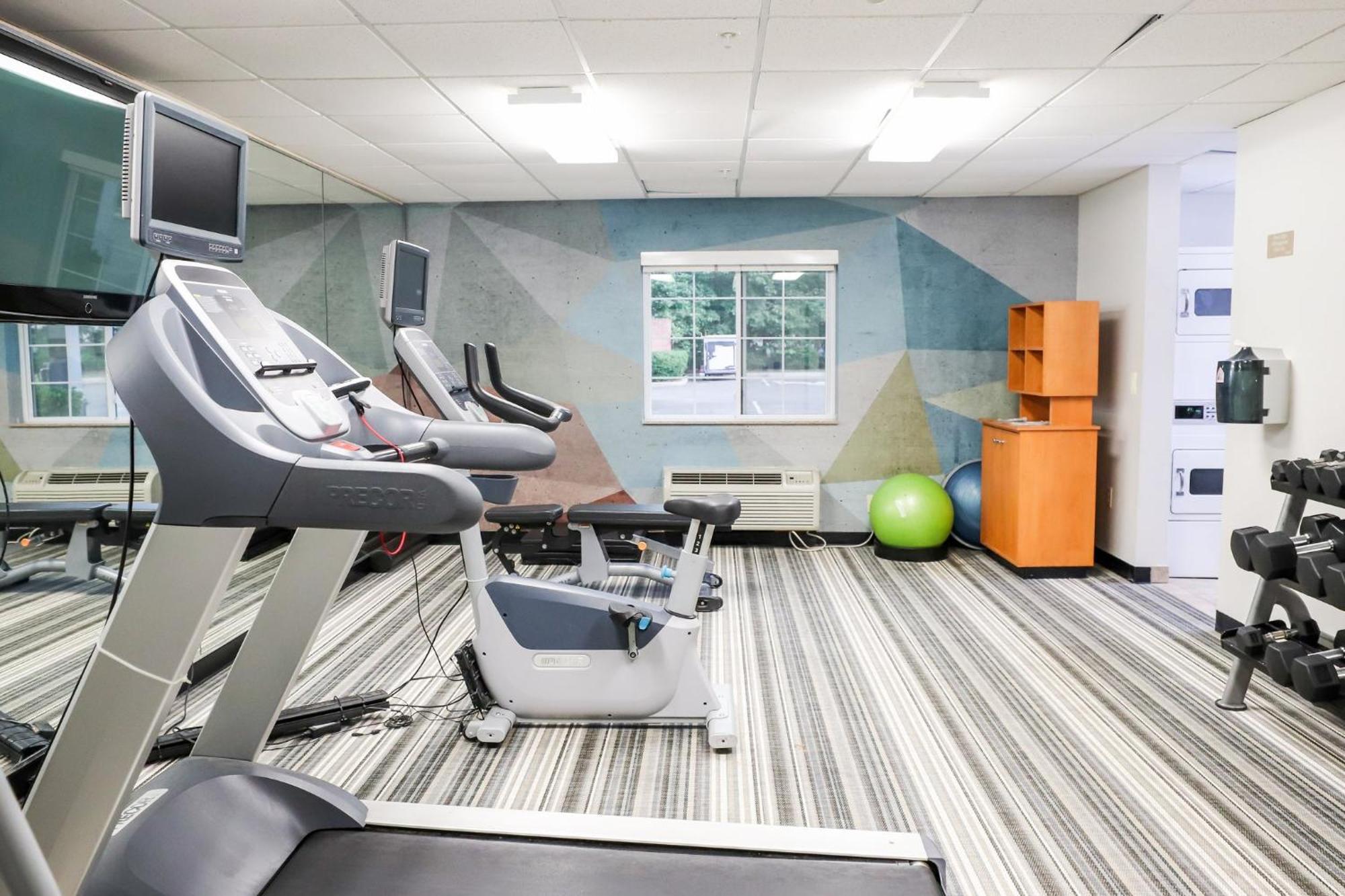 Candlewood Suites Richmond Airport By Ihg Sandston Buitenkant foto
